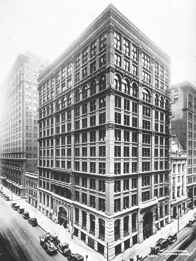 An old photo of the Chicago Home Insurance Building, one of the world's first skyscrapers.