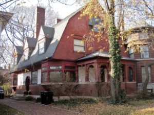 Warren McArthur House